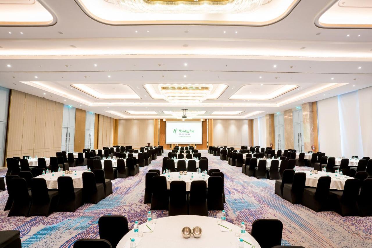 Holiday Inn Lucknow Airport By Ihg Exterior foto